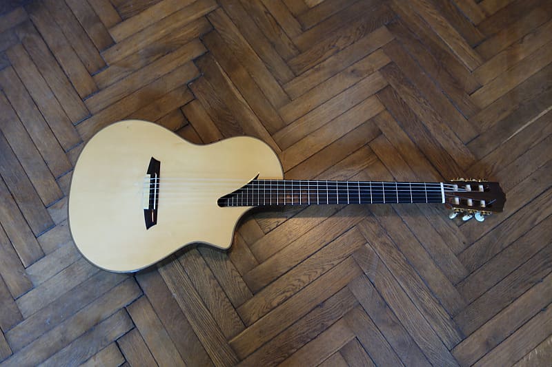 SALVADOR CORTEZ CS-50 CHITARRA CLASSICA