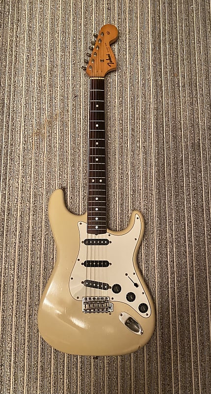Tokai Silver Star SS-60 1981 White（Tokai SS-60 66 type