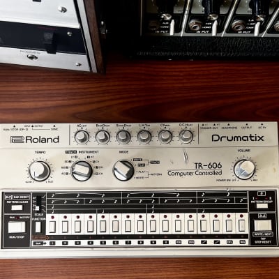 Edirol P-10 Visual Sampler Audio Video Sample Pad VJ DJ P10 Roland