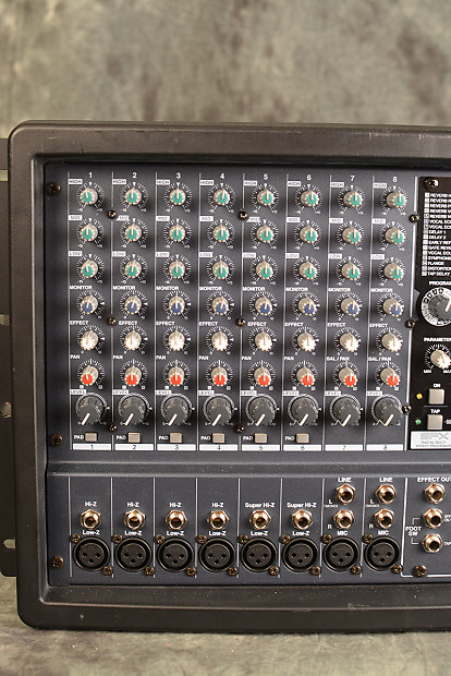 Yamaha EMX88s Powered Mixer Head 8 Channel rack mount w 2 Yamaha EMX88s Powered Mixer Head 8 Channel rack mount w 2