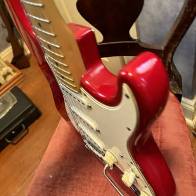 Fender Stratocaster electric guitar 1995 - Red image 9