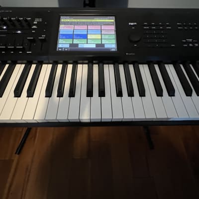 Korg KRONOS 2 88-Key Digital Synthesizer Workstation 2014 - Present - Black/Wood image 2
