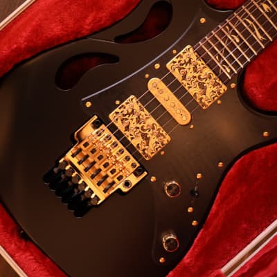 Ibanez Steve Vai Signature PIA3761 Electric Guitar - Onyx Black 5034 image 19