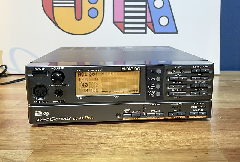 Excellent] Roland SC-88 Pro Classic Desktop Synth | Reverb