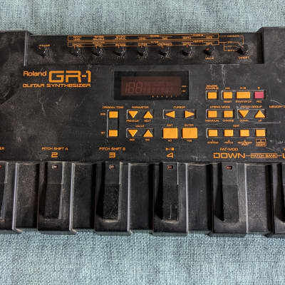 Roland GR-1 Guitar Synthesizer 2000s - Black