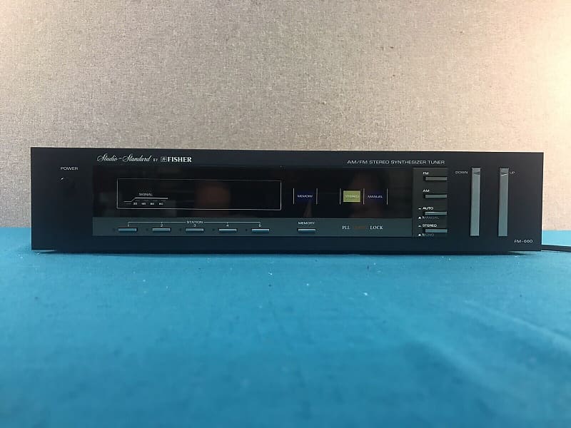 Vintage Fisher Studio outlet Standard FM-660 AM FM Stereo Tuner-Tested and works