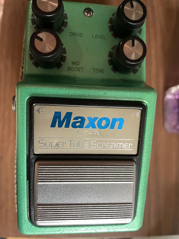 Maxon St-9