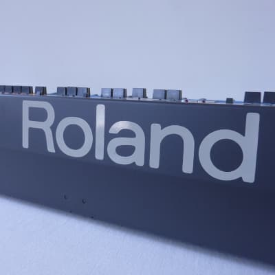 Roland Juno 106 - Serviced image 12