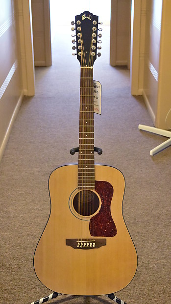Guild D25 12 NT Natural