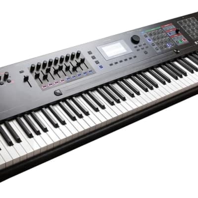 Kurzweil K2700 88-Key Synthesizer Workstation 2021 - Present - Black