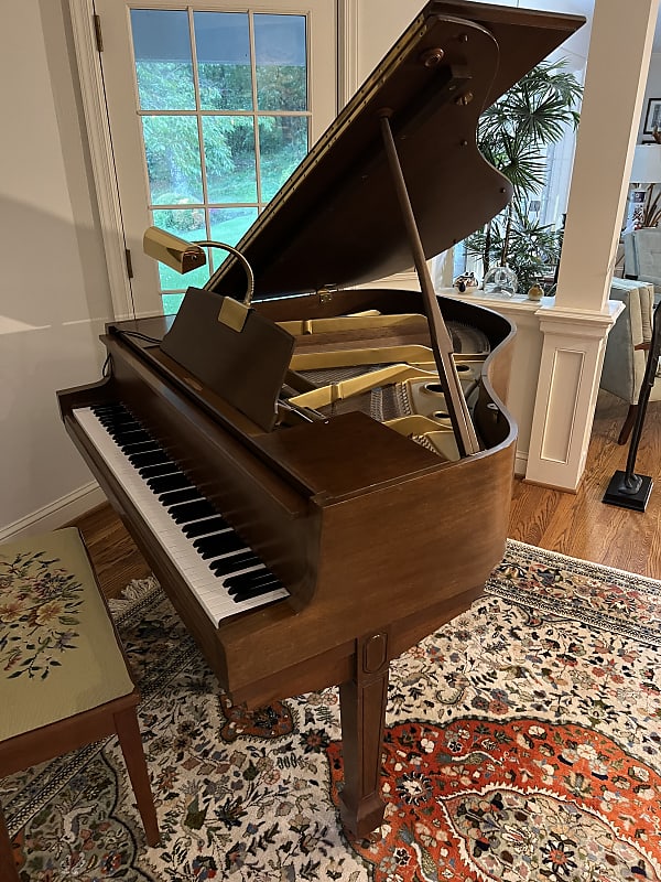 Yamaha Baby Grand Piano 1970’s Light Mahagony Reverb