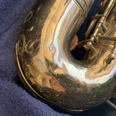 The Buescher Aristocrat Art Deco series I 1937 tenor saxophone with case image 9