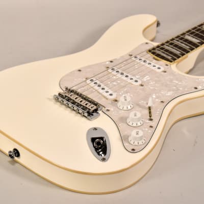 Hamiltone NT/ST Strat Style Electric Guitar Arctic White Finish w/HSC image 8