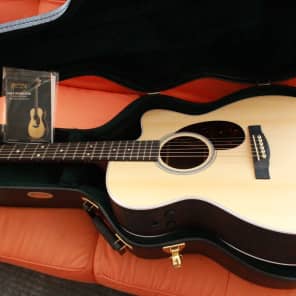 Martin  OMCPA4R Performing Artist 2015 acoustic electric guitar w/case image 1