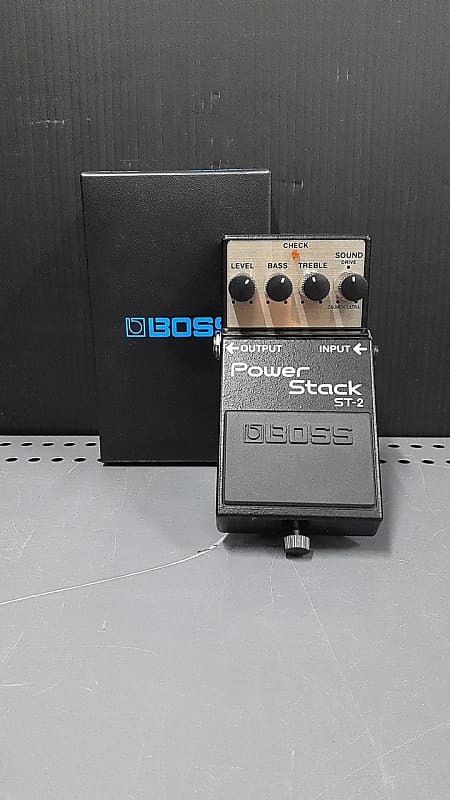 Boss ST-2