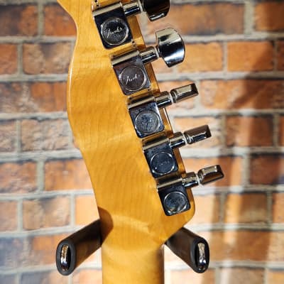 Vintage 1981 Fender USA Bullet S-3 with Maple Fretboard Brown Sunburst w/ Fender Hard Case image 4