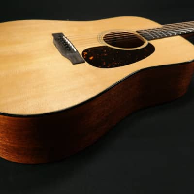 Martin Guitar Standard Series Acoustic Guitars, Hand-Built Martin Guitars with Authentic Wood D-18 094 image 1