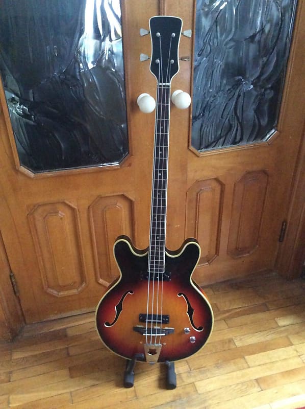 Musima 1657B semihollow bass USSR Germany GDR Vintage Soviet image 1