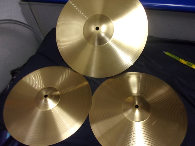 Ludwig Questlove Lot 3 cymbals 12" HiHats pair & 14" Crash Reverb
