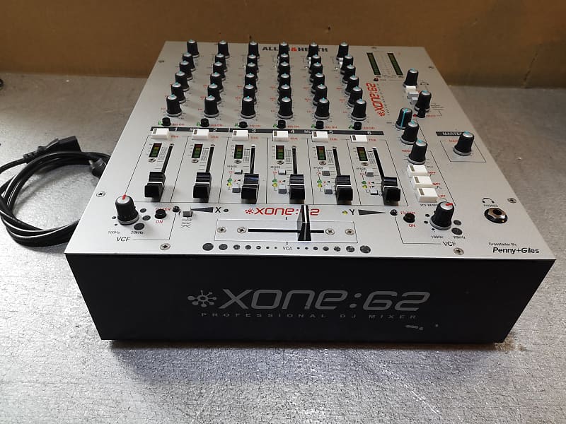 Allen & Heath Xone:62 6 Channel Professional DJ Mixer - Made In UK