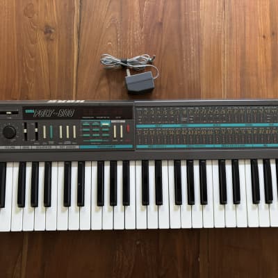 Korg Poly-800 Eight-Voice Polyphonic Programmable Synthesizer Great Condition!