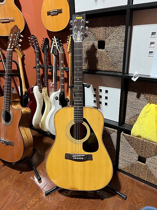 YAMAHA ヤマハ　FG151 YAMAHA FG-151 税込販売価格 ￥19,800- 中古品 人気のオレンジ