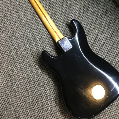 Fender Standard Stratocaster  83 Black image 6