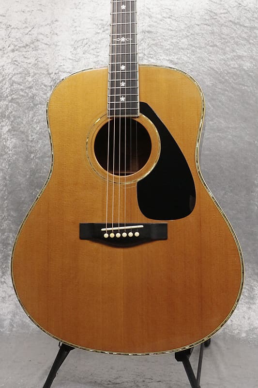 YAMAHA LL-33J Natural [SN KP003J] [10/04]