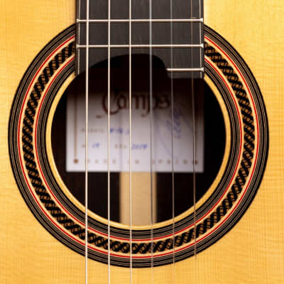 Camps M16 Classical Guitar image 6