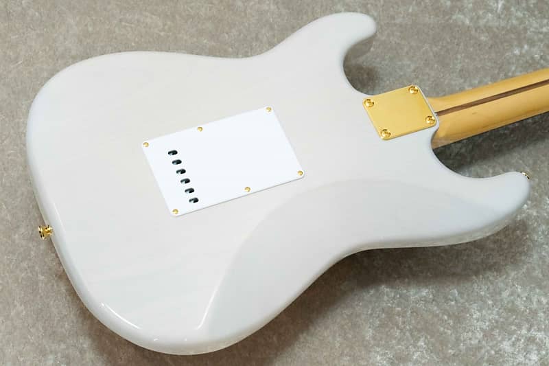 最新作の Tokai AJB124G トーカイ White See-Through ベース ...