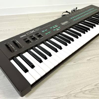 Yamaha DX21 Programmable Algorithm Synthesizer 1985 - Black image 2