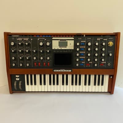 Moog Minimoog Voyager Select Series 44-Key Monophonic Synthesizer | Reverb