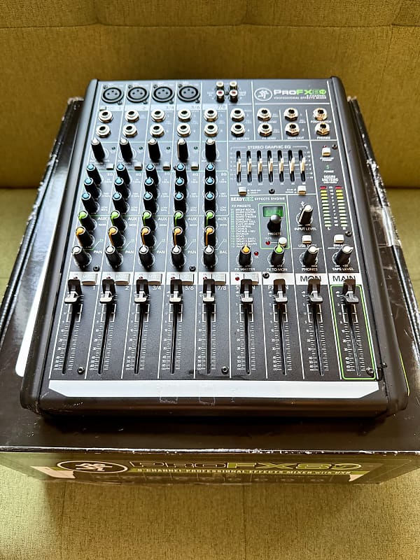 Mackie ProFX8v2 8-Channel Effects Mixer | Reverb