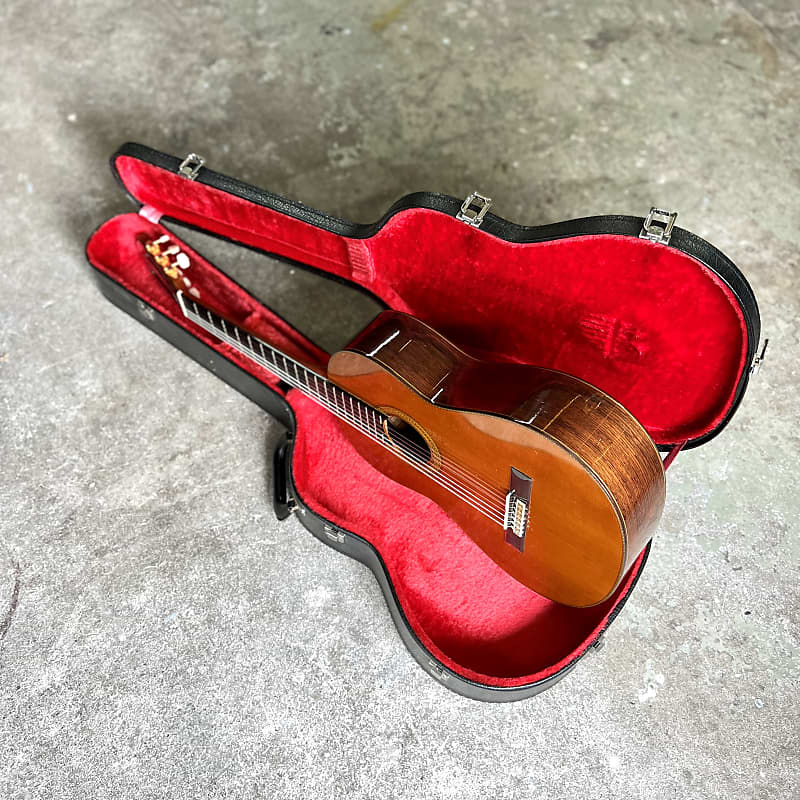 クラシックギターYAMAHA Grand Concert《ハカランダ》GC-40