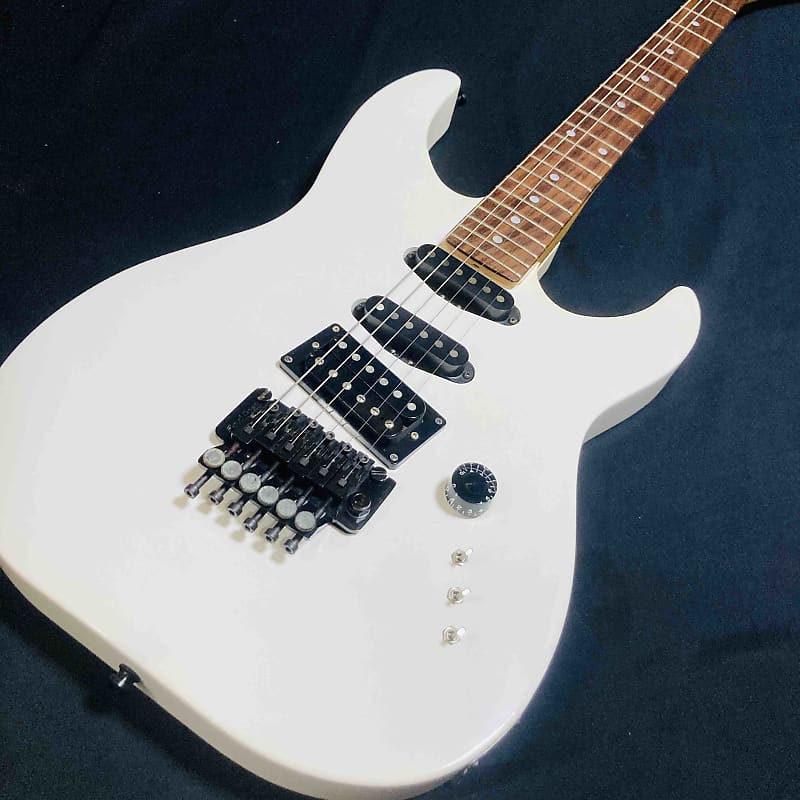 全ての Japan in Made White 1980's JK3000 Kramer | The Reverb ギター