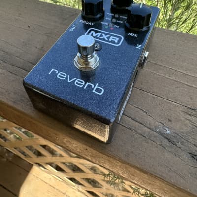 ギター MXR M300 reverb Amazon.com: MXR M300 Reverb Electric Guitar Effects Pedal Hi