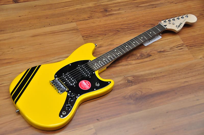 Squier FSR Bullet Competition Mustang HH Yellow w/Black