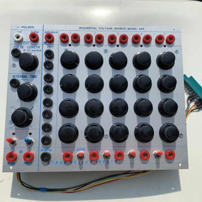 Buchla 245t シーケンサー　モジュラーシンセ Tiptop Buchla 245t Sequential Voltage Source - Perfect Circuit