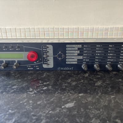 Waldorf Micro Q Phoenix Rackmount Synthesizer 1999 - 2011 - Black