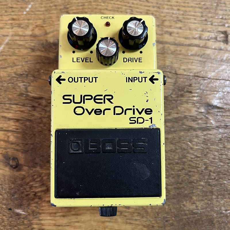 Boss SD-1 Super OverDrive (Black Label) 1984 - Yellow