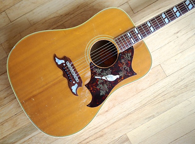 1967 Gibson Dove Vintage Dreadnought Square Shoulder Acoustic Guitar w Hardshell Case