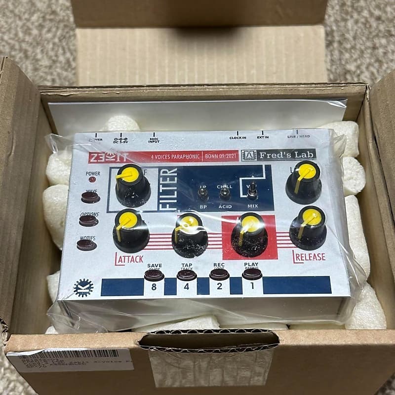 [Unused]Fred's Lab ZeKit Hybrid Desktop Synthesizer | Reverb