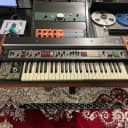Roland RS-505 49-Key Paraphonic Synthesizer 1978 - 1981 - Black