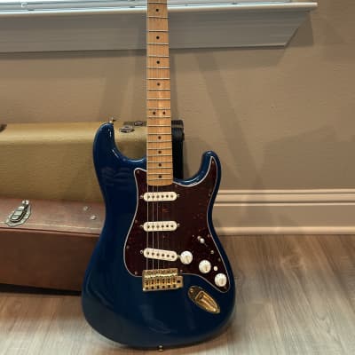 ギター Fender deluxe Players Stratocaster Fender Deluxe Players Stratocaster Electric Guitar