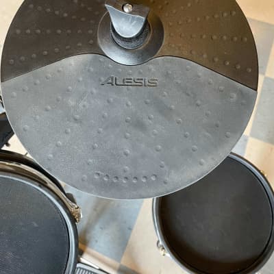 Alesis Surge Mesh Kit Electronic Drum Set 2010s - Black image 10