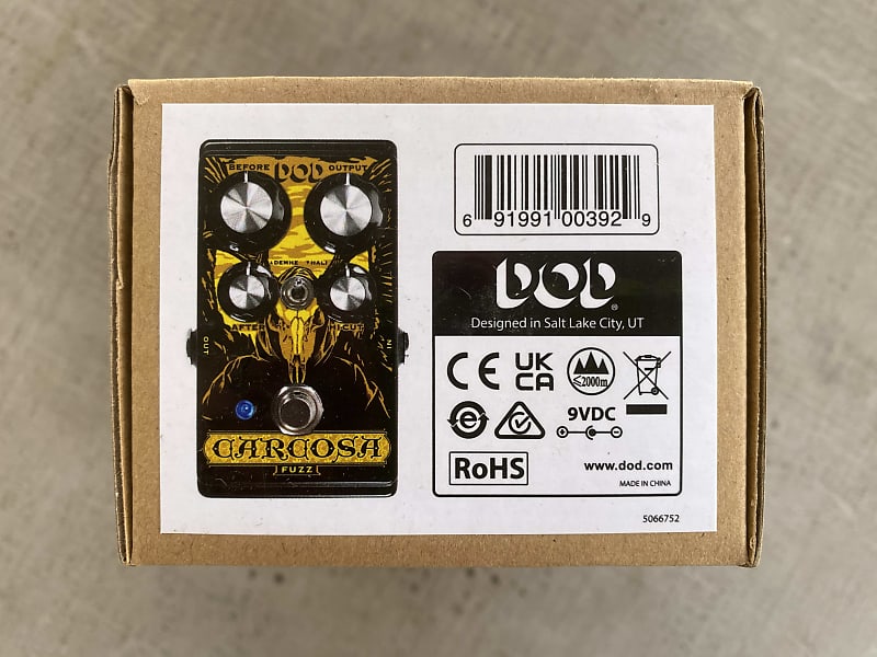 DOD Carcosa Fuzz ギターエフェクター Amazon.com: DOD Carcosa Analog Fuzz Pedal Silicon style Fuzz