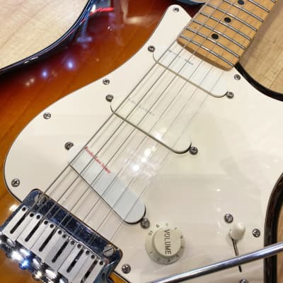 Fender Strat Plus Deluxe 1989 - 3 Color Sunburst image 9