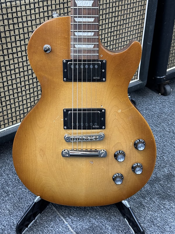 Gibson Les Paul Tribute 2019 - Present - Satin Honeyburst image 1