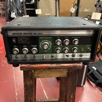 Roland RE-201 Space Echo Tape Delay / Reverb 1974 - 1988 - Black