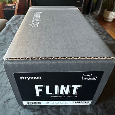 Strymon Flint Reverb and Tremolo V2 pedal image 4